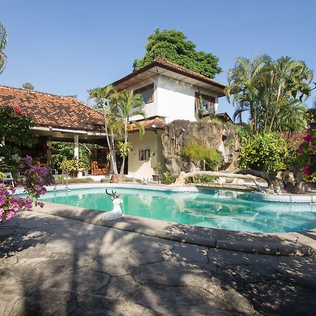 Hotel Bali Warma Денпасар Екстериор снимка