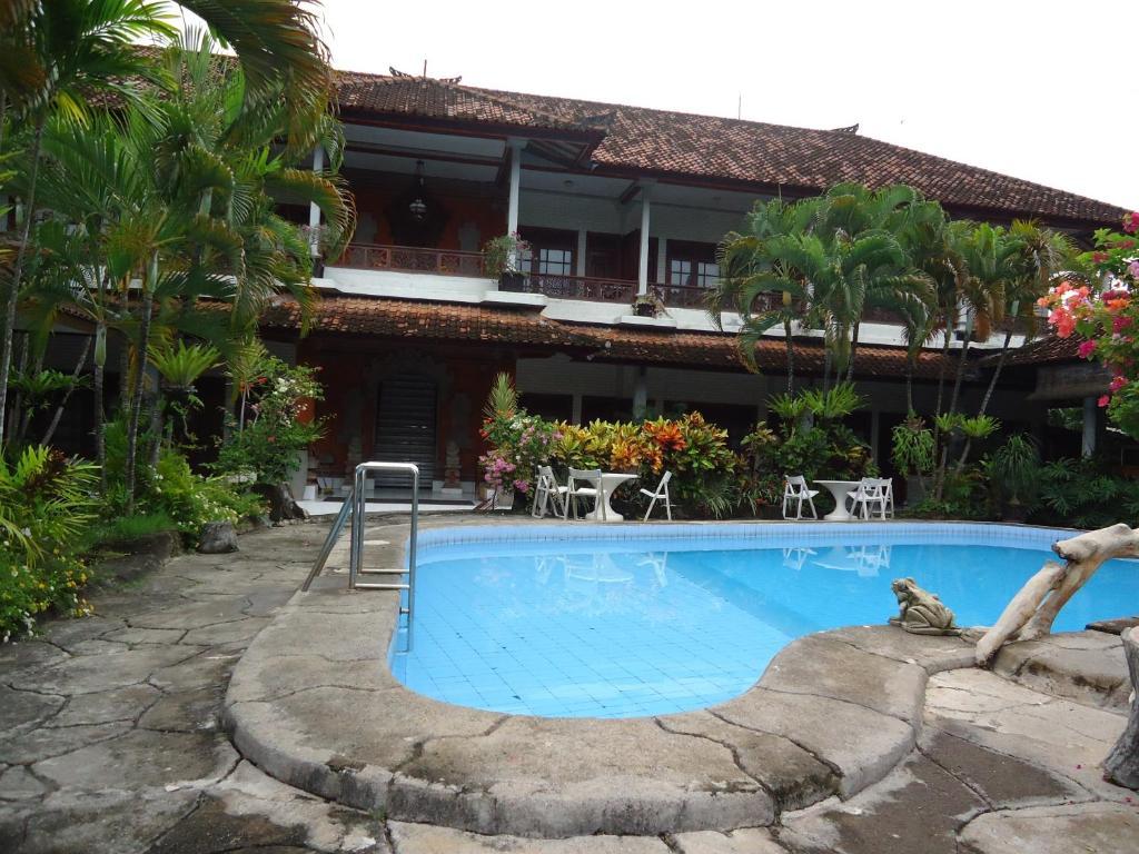 Hotel Bali Warma Денпасар Екстериор снимка